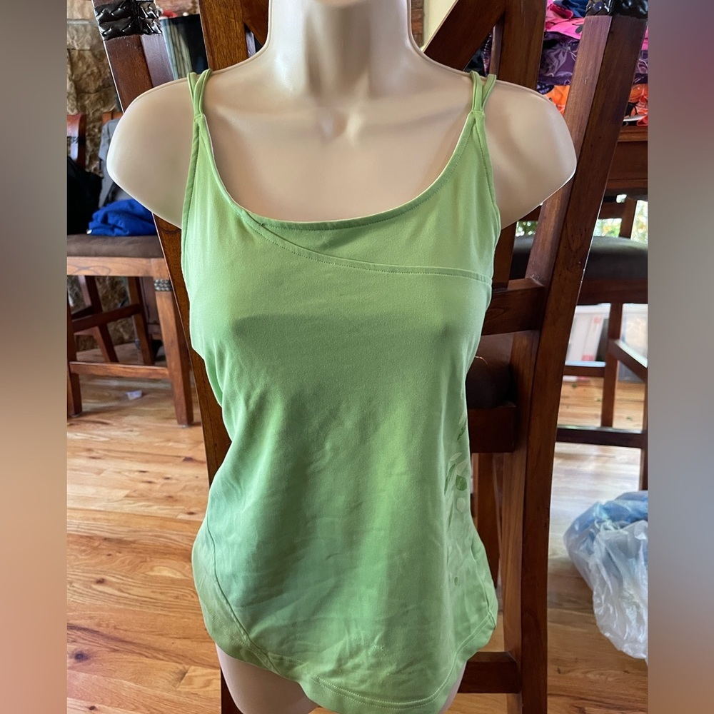 Adidas XL tank like New.